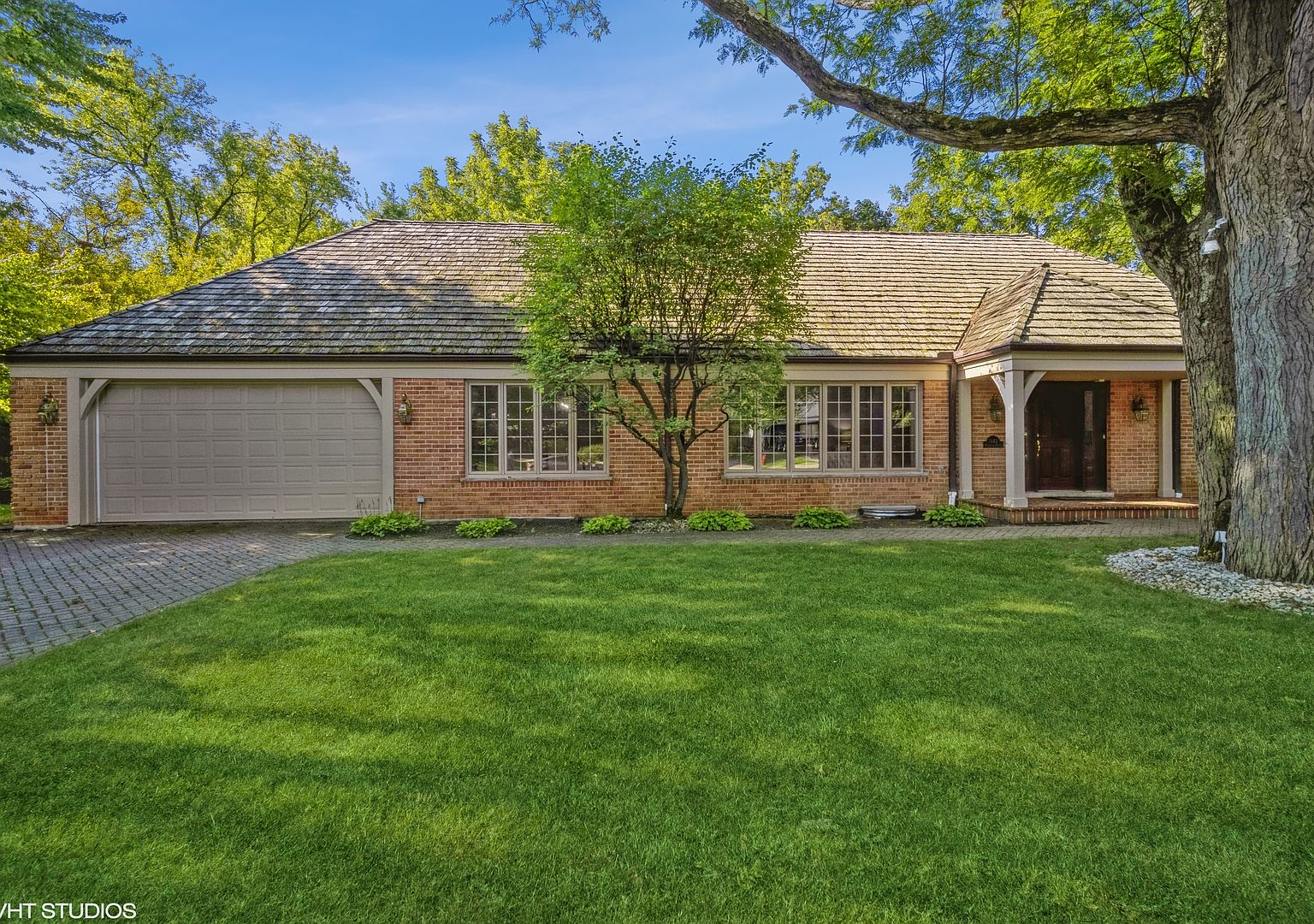 1443 Woodhill Dr, Northbrook, IL 60062 Zillow