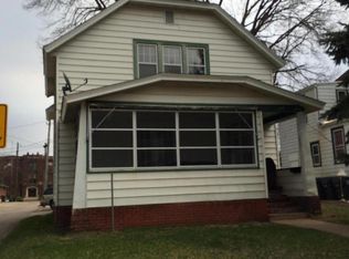 317 10th St S, La Crosse, WI 54601