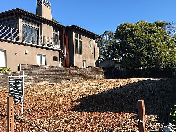 3rd image of 150 Sunny Cove Dr