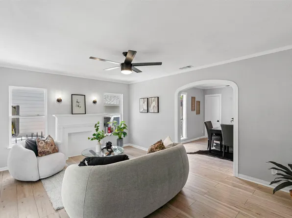 2126 Idaho Ave, Dallas, TX 75216