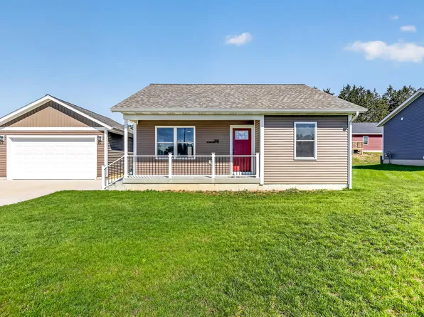 266 Stonecrest Dr, Shelby, MI 49455