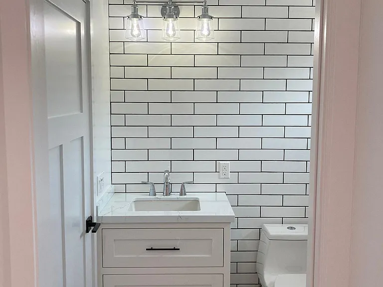 5752 W 85th Pl — Photo 11