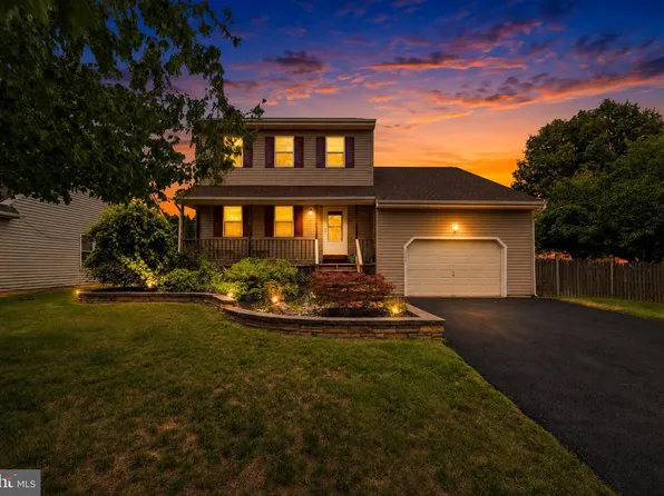 1934 Colonial Dr, Croydon, PA 19021