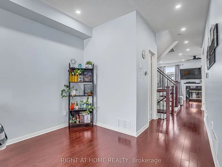 89 Cornell Park Ave — Photo 8