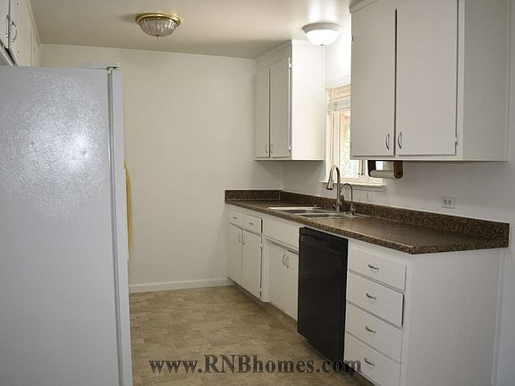 5th image of 3463 Baseline Rd