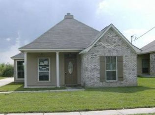 22630 Aidan Rd, Plaquemine, LA 70764