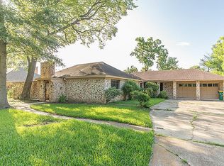 505 Post Oak Dr, Baytown, TX 77520