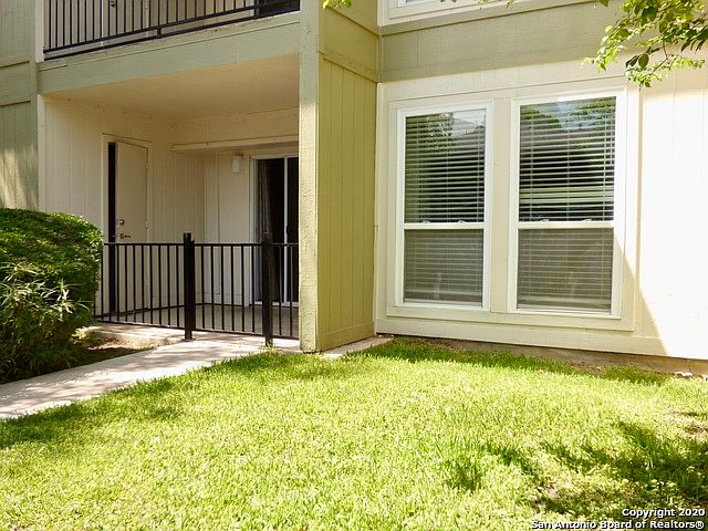 1st image of 100 Lorenz Rd APT 905