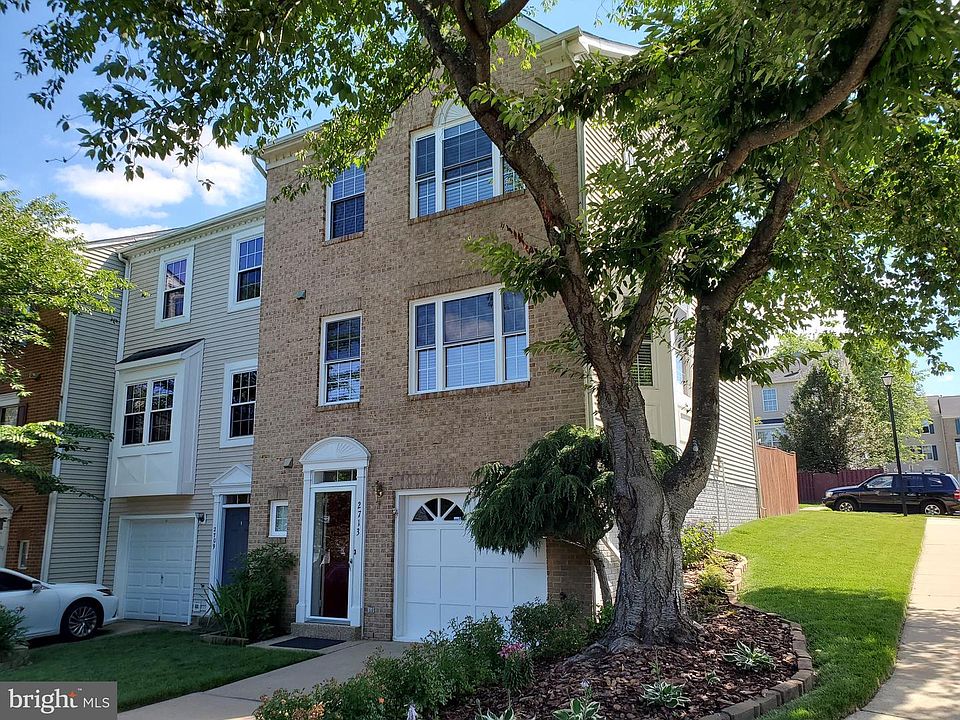 1st image of 2713 Brier Pond Cir