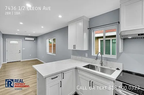 7436 1/2 Cleon Ave Photo 1