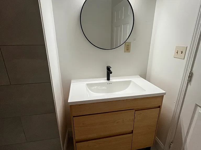 4014 Butler St #2 — Photo 5