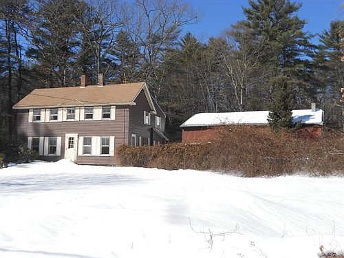 Front View with Barn