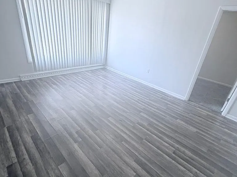 4438 Pearl Rd — Photo 9