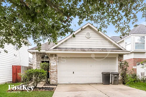 19375 Strathmore Place Ln Photo 1