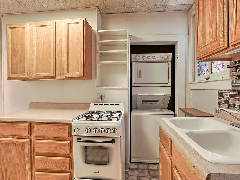 205 N Sherwood St #2 — Photo 28