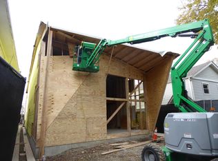 2122 Dewey Ave, Evanston, IL 60201