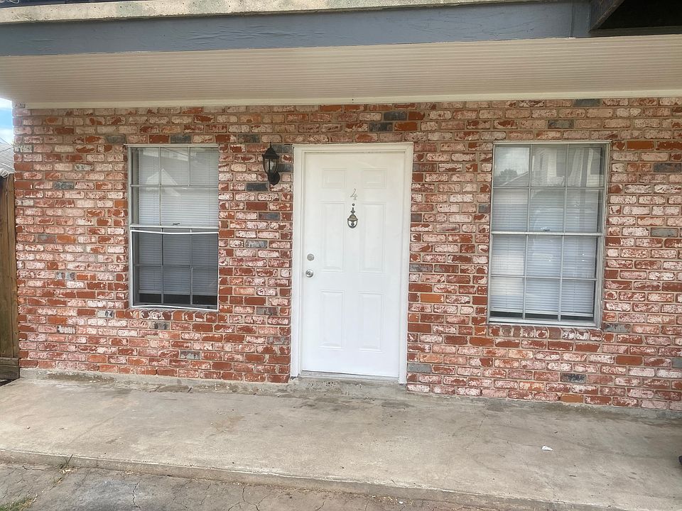 1st image of 3105 Carlisle St