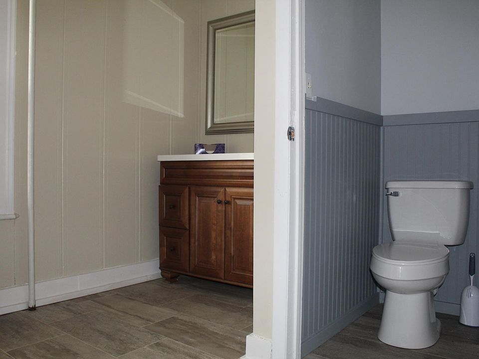 52 Broome St, Binghamton, NY 13903 Zillow