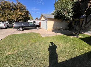 752 S T St, Tulare, CA 93274
