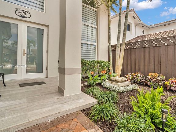 4th image of 15726 SW 76th Ter