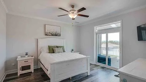 405 Ronan Way #A — Photo 4