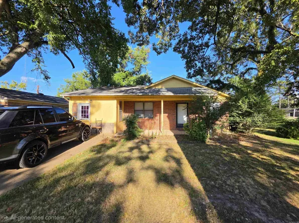 106 2nd St W, Wynne, AR 72396