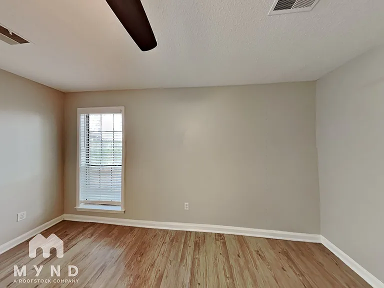 7256 Rose Trail Dr — Photo 9