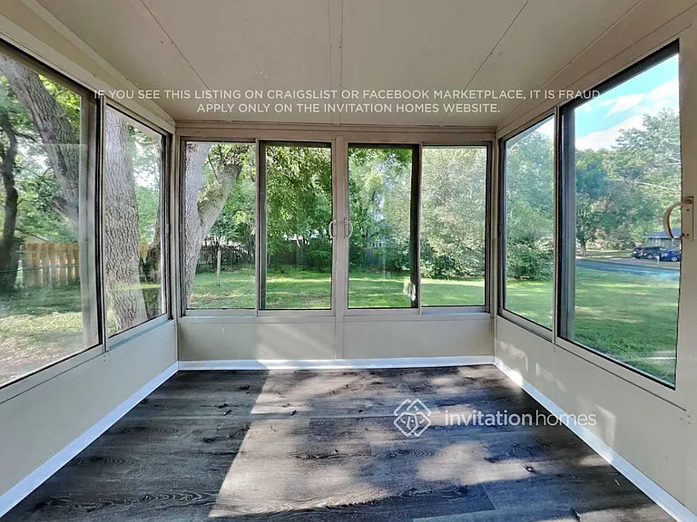 10273 Orleans Ln N — Photo 21