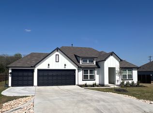 349 Konrad Creek Dr, Lockhart, TX 78644