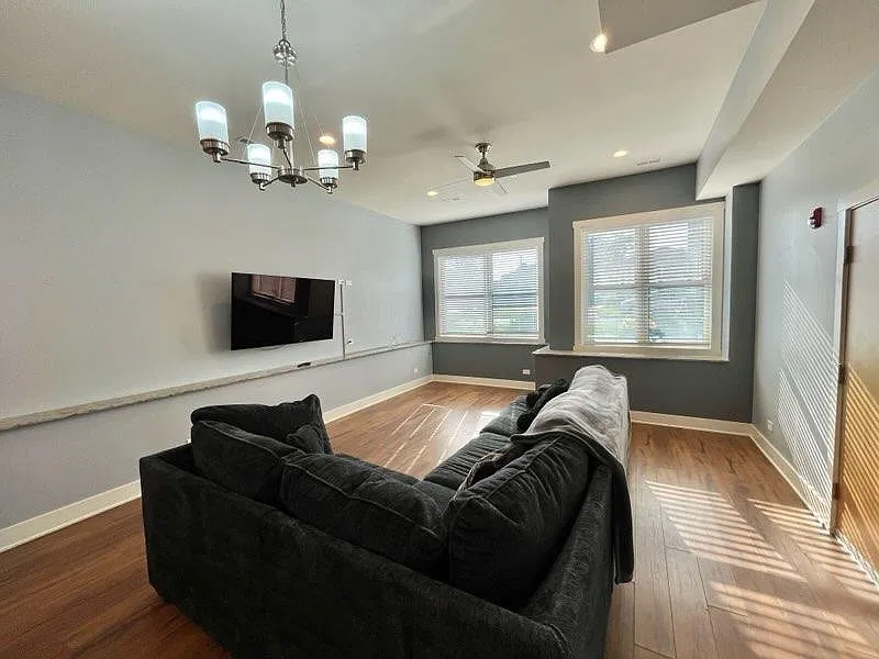 4531 Forest Ave — Photo 3