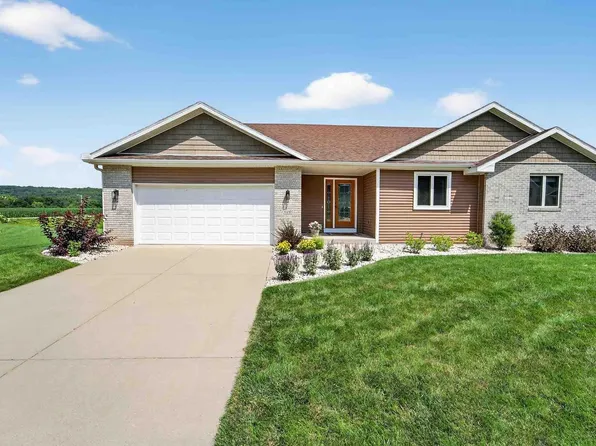 1120 Gils Way, Cross Plains, WI 53528