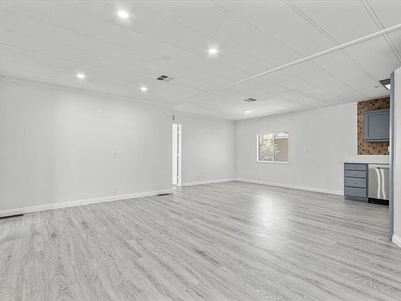 4th image of 1301 E Avenue I Space 238