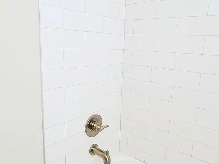 Bigelow Chapman Apartments — Photo 38