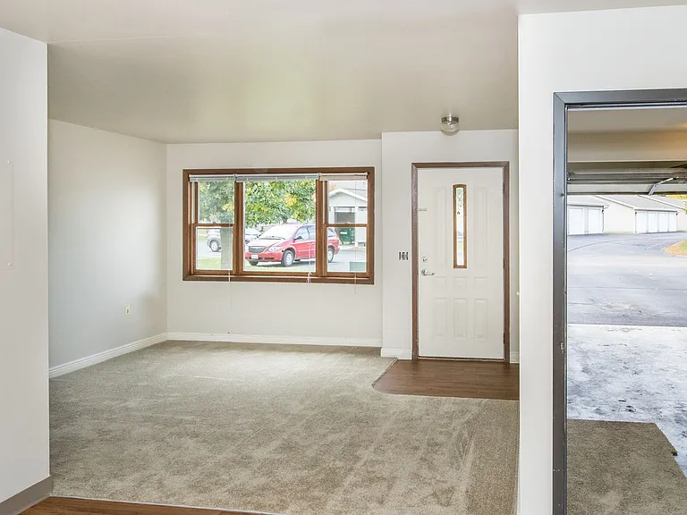 Hickory Drive and Pinecrest Apartments — Photo 88