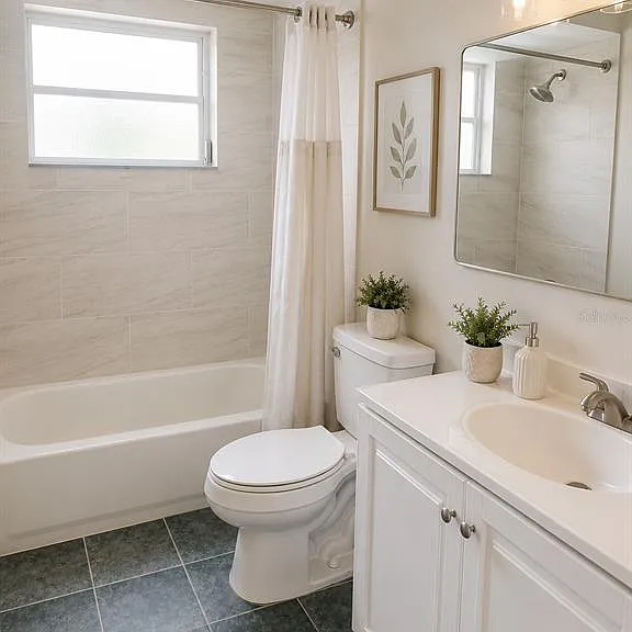 8213 Split Rail Ln — Photo 2