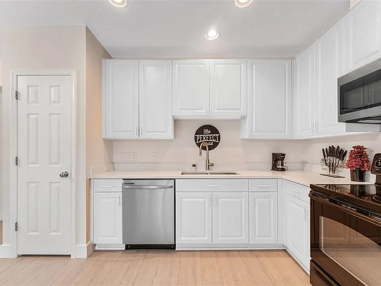 2944 Prairie Iris Dr — Photo 19
