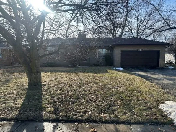 1124 W Hawkins St, Kankakee, IL 60901