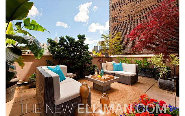 Sold by Douglas Elliman | media 21