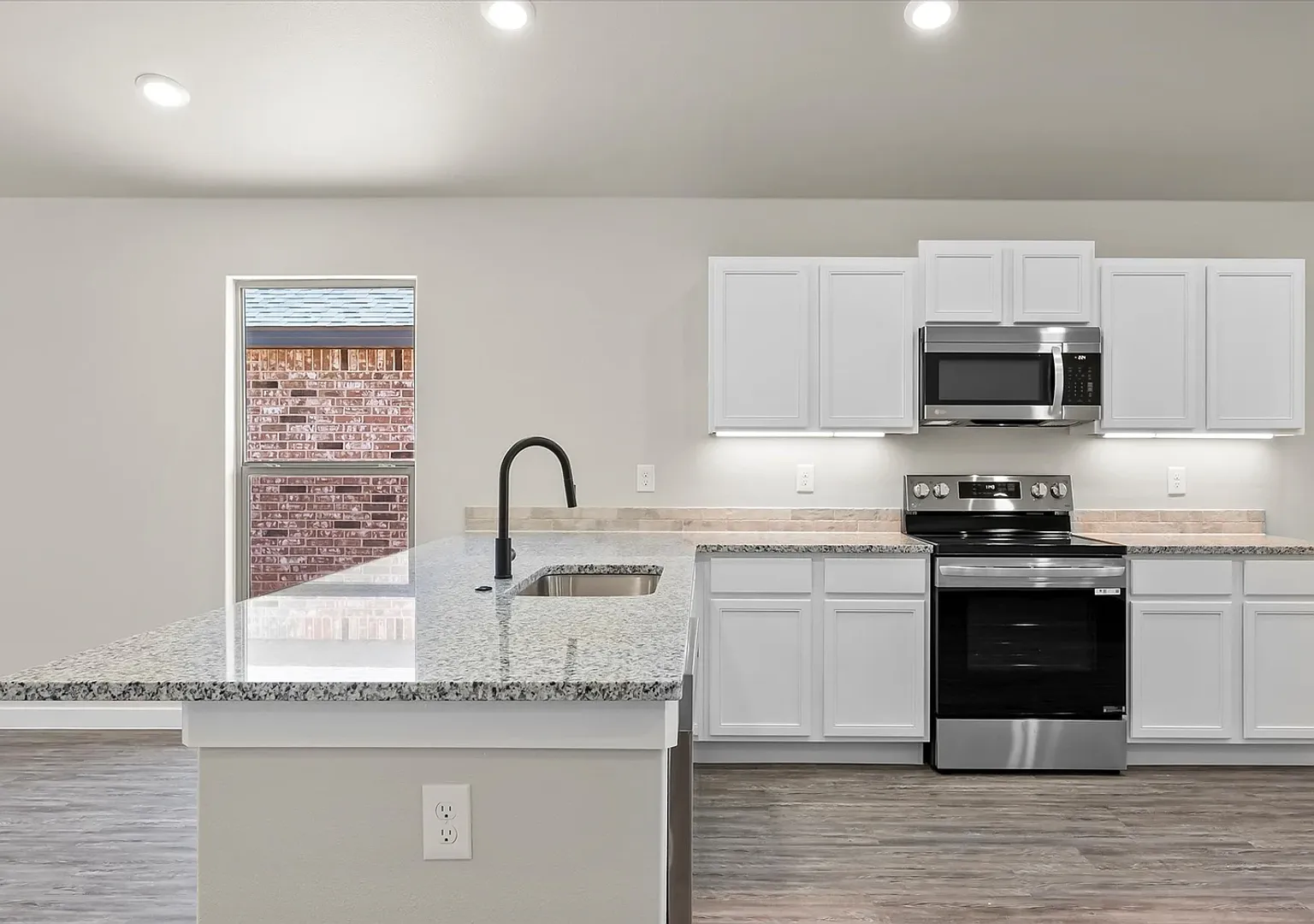 Upland West is the Best Pre-Leasing for August! — Photo 3