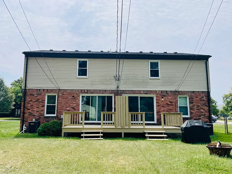 116 Regents Dr #116 — Photo 25