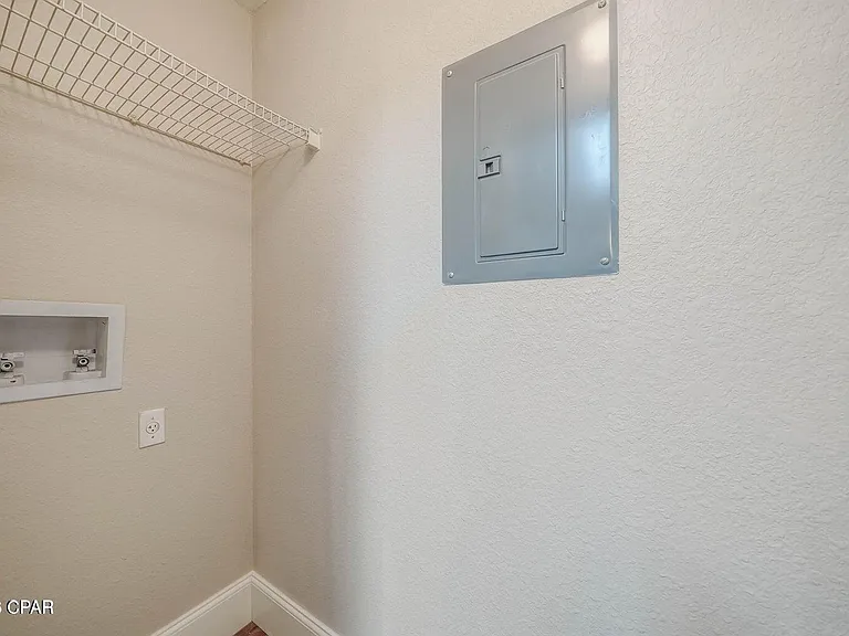 609 Cape Cod Dr — Photo 13