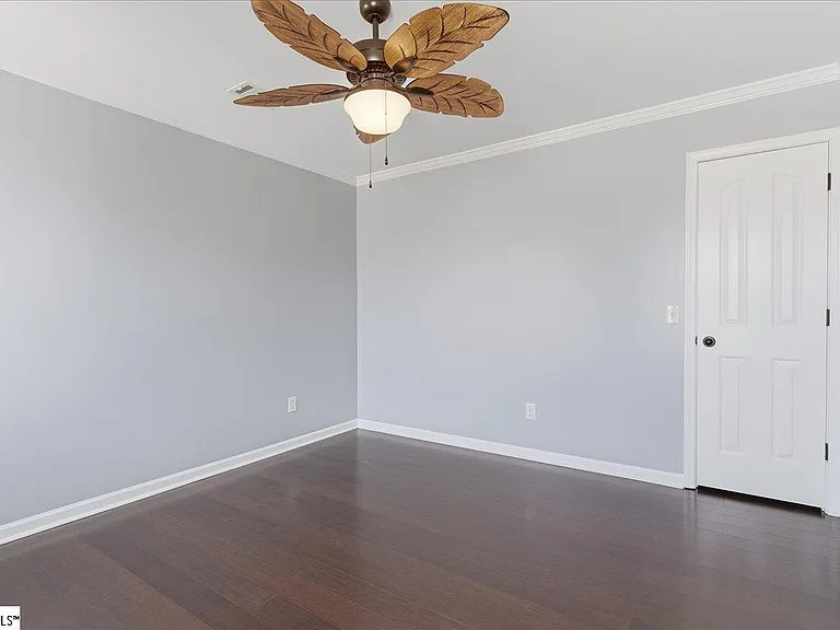 201 Portland Falls Dr — Photo 22
