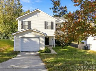 815 Valley Ridge Rd, Charlotte, NC 28214