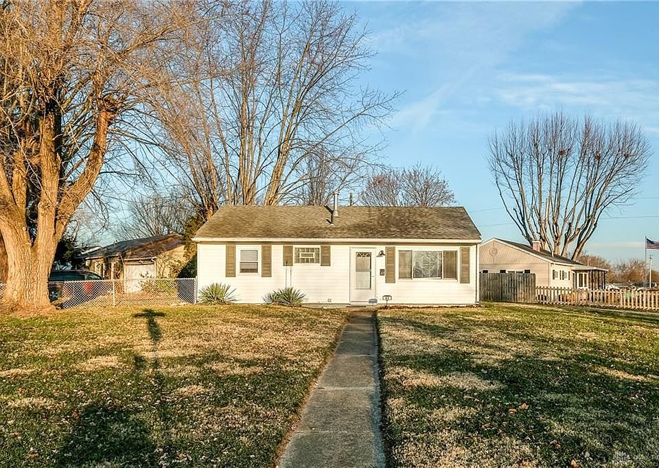 1st image of 63 Dellwood Dr