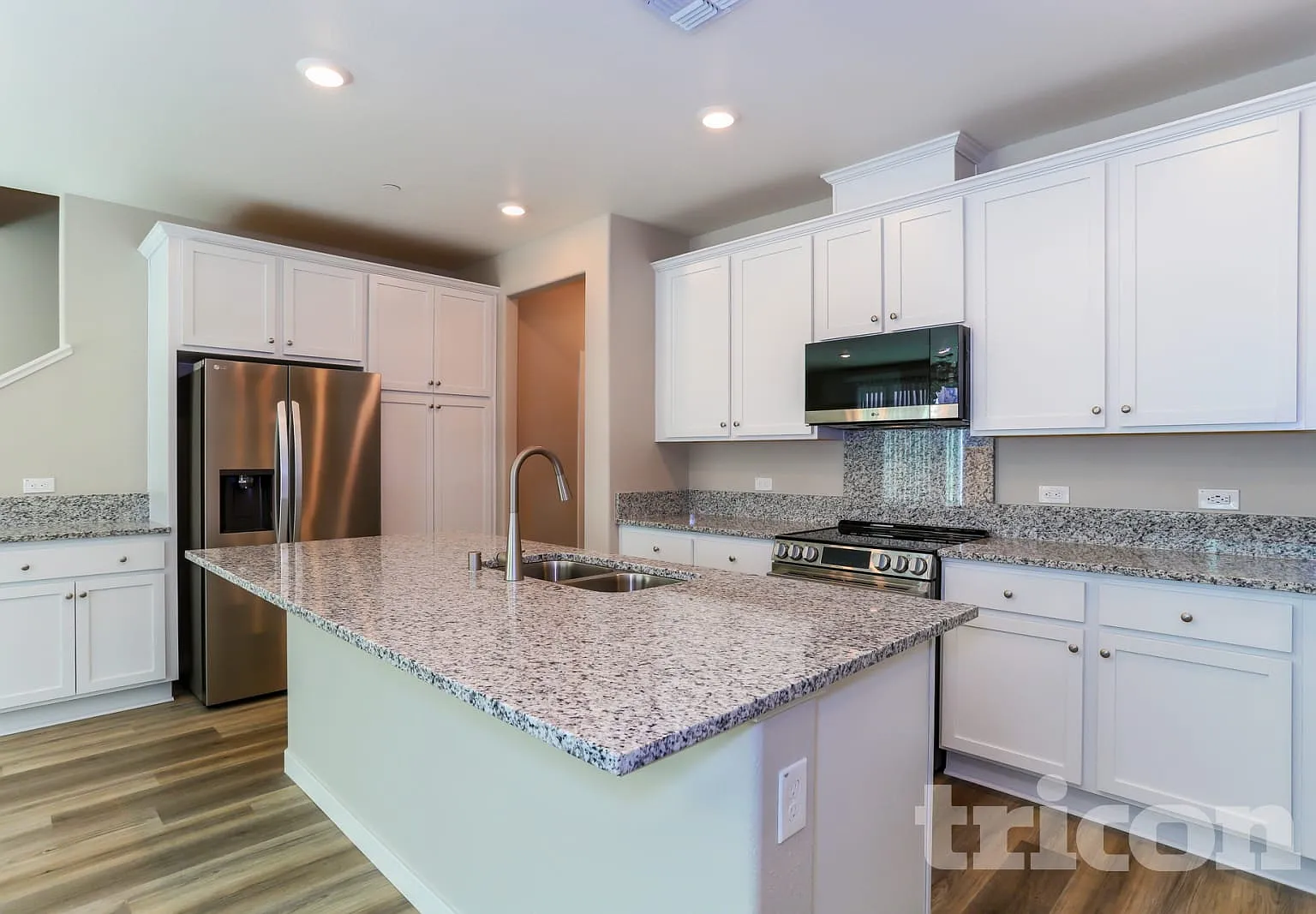 2054 Delta View Ave Sacramento CA — Photo 4