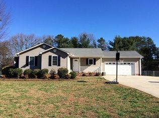 1810 Old Pearman Dairy Rd, Anderson, SC 29625