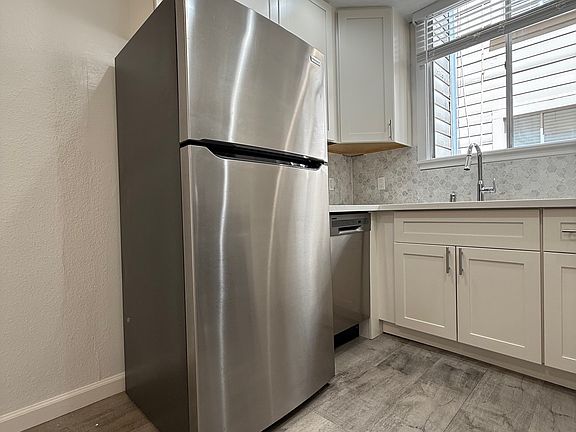 2nd image of 90 Alhambra St APT 201
