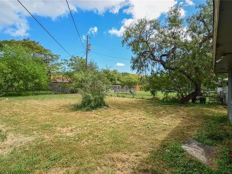 4002 McArdle Rd — Photo 4