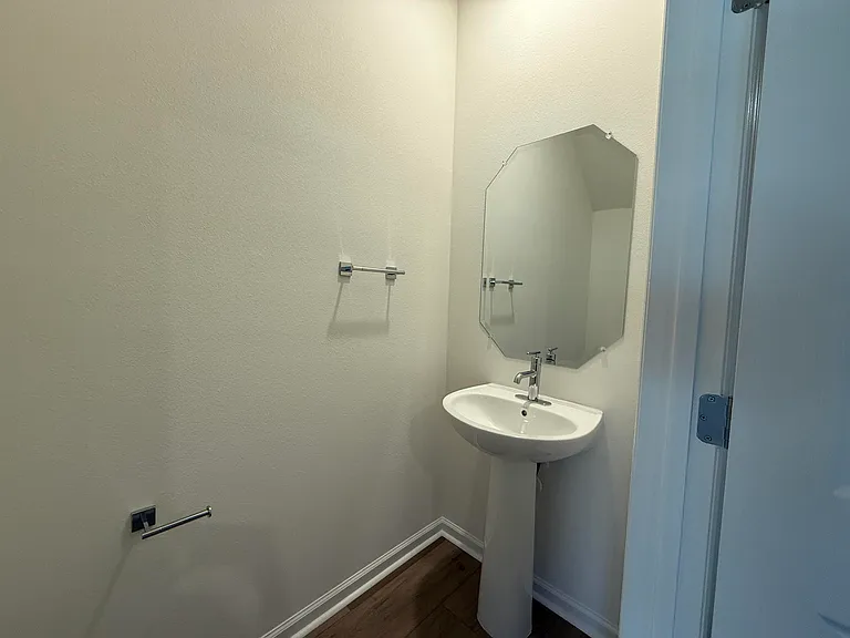 159 Palm Row — Photo 6