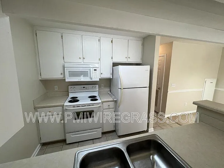 177 N Springview Dr — Photo 22